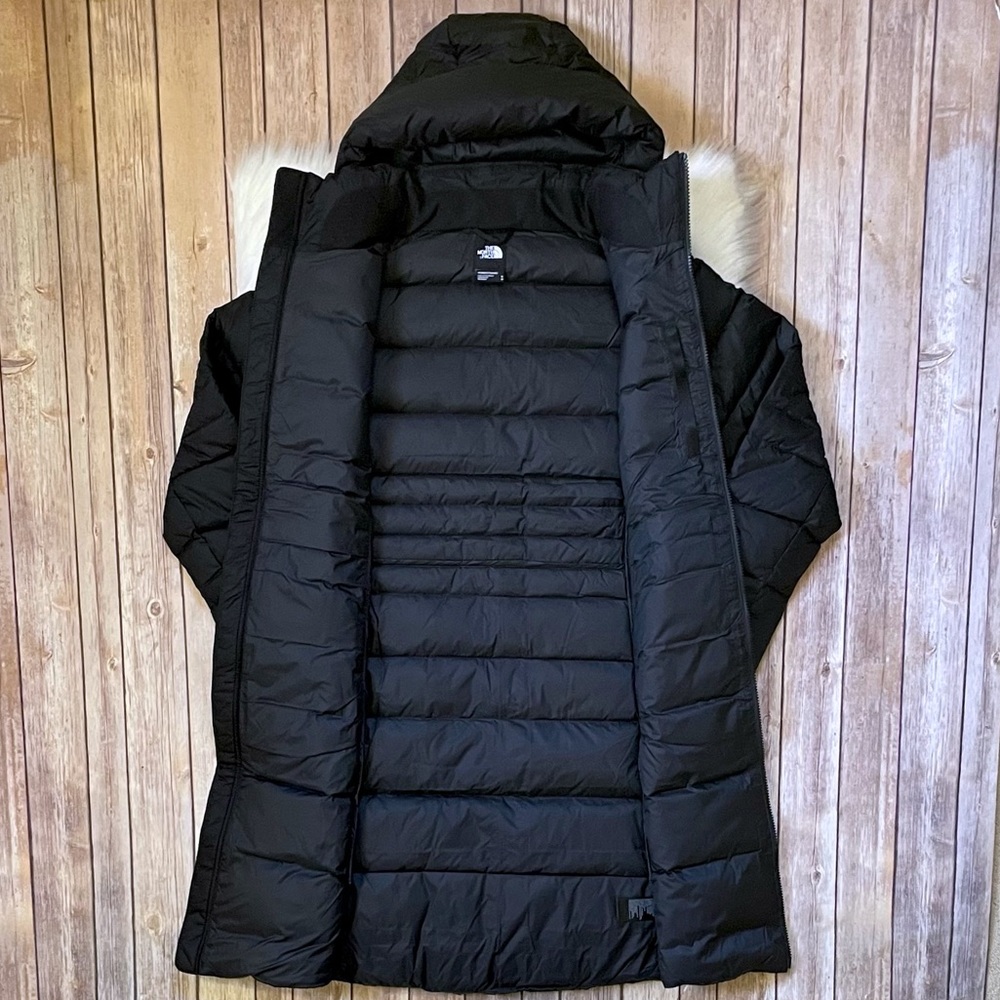 The North Face Women’s Metropolis II Parka Coat In Black - Picture 5 of 8